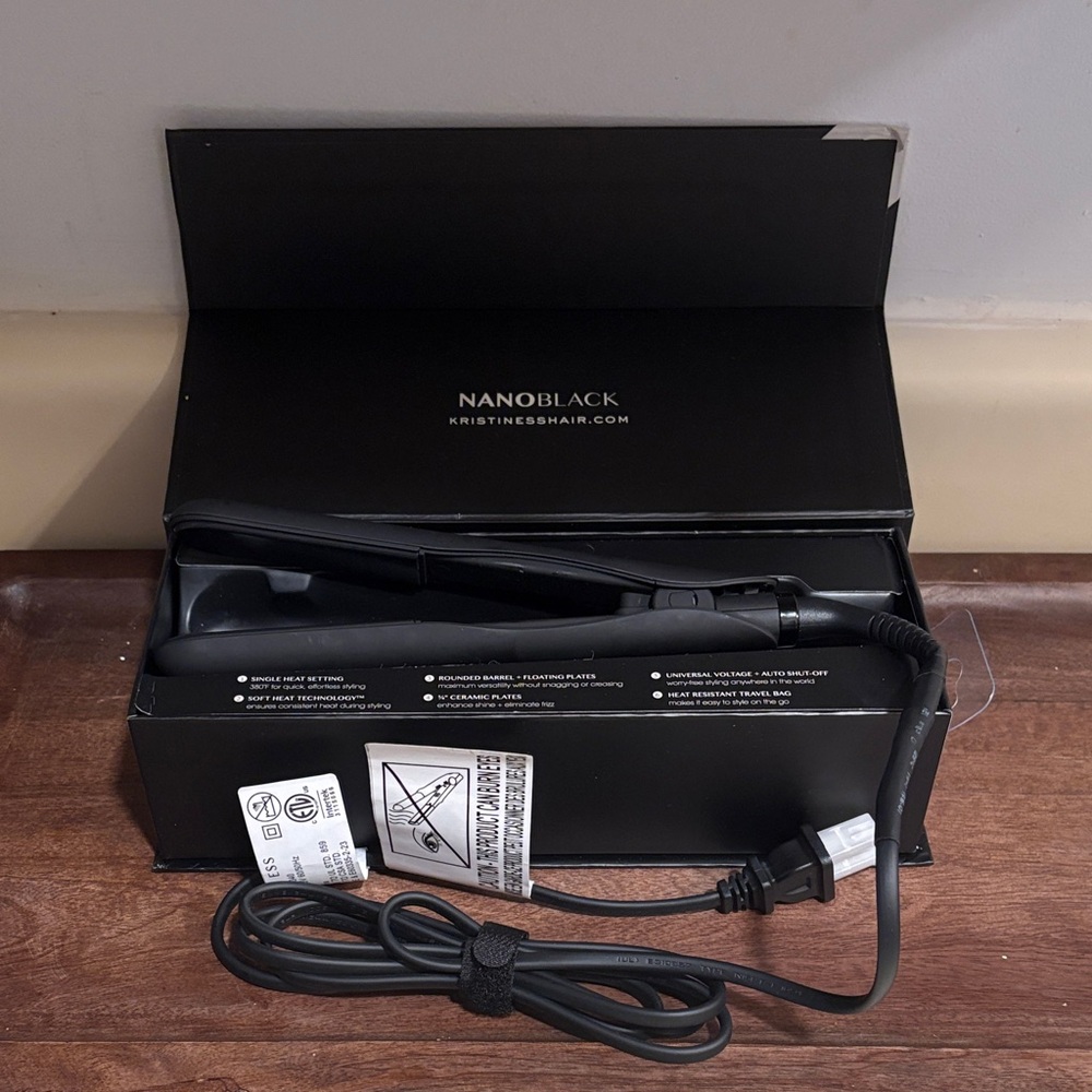 Kristin Ess NanoBlack Hair Straightener